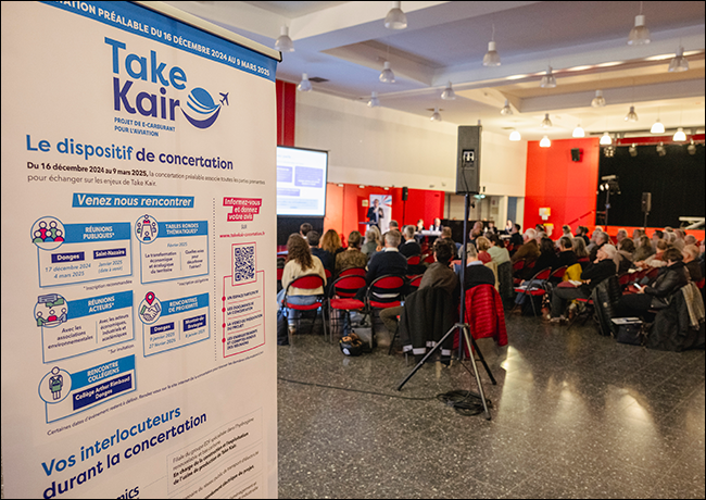 Photo de réunion organisée dans le cadre de la concertation sur le projet Take Kair