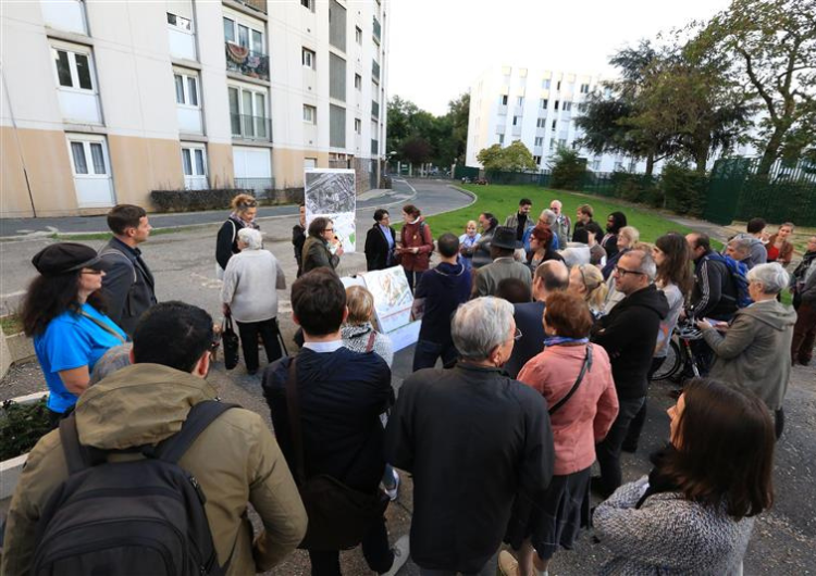 Photographie d'une rencontre organisée dans le cadre de la concertation de la ZAC Bédier-Oudiné